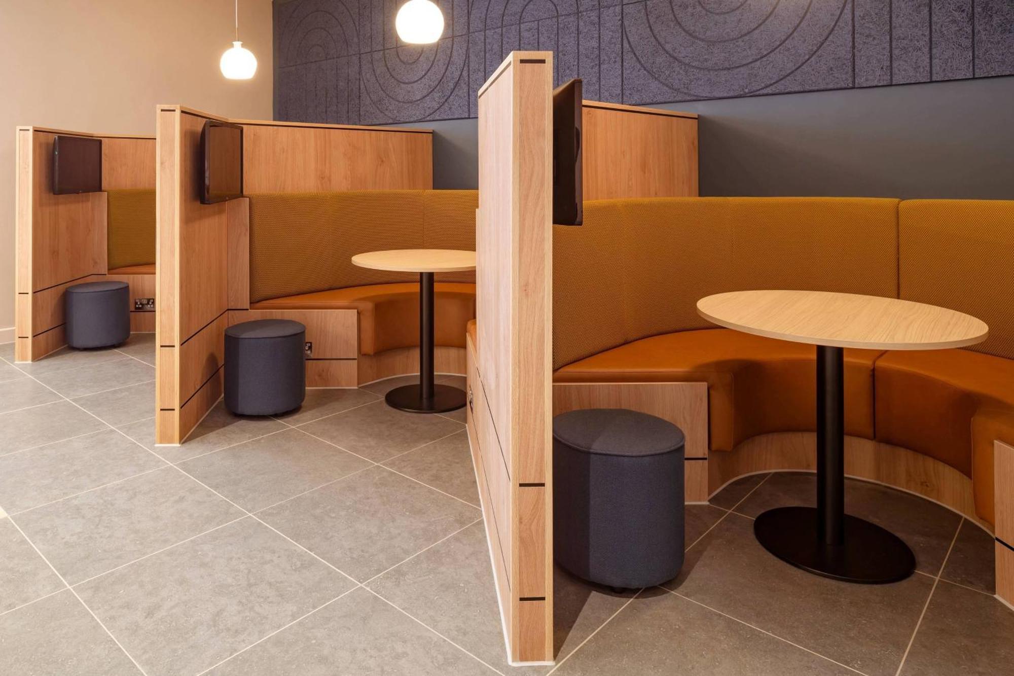 Courtyard By Marriott Stoke On Trent Staffordshire Ξενοδοχείο Εξωτερικό φωτογραφία