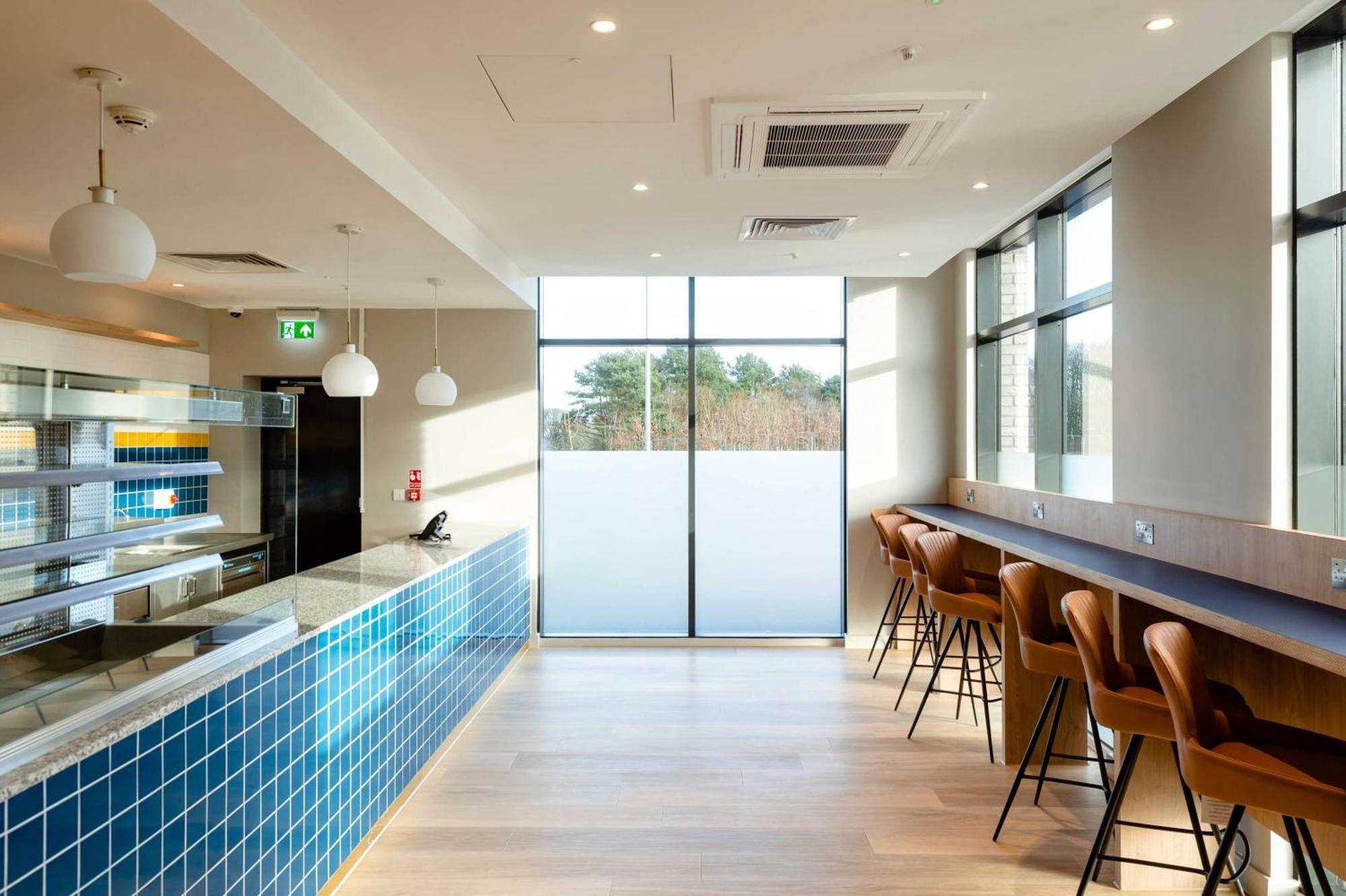 Courtyard By Marriott Stoke On Trent Staffordshire Ξενοδοχείο Εξωτερικό φωτογραφία