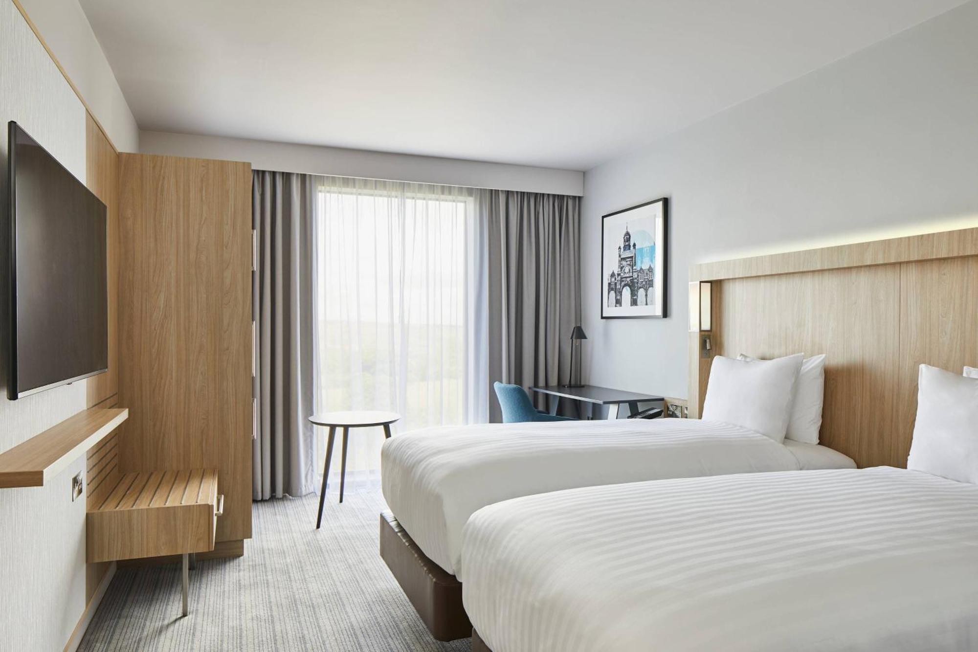 Courtyard By Marriott Stoke On Trent Staffordshire Ξενοδοχείο Εξωτερικό φωτογραφία
